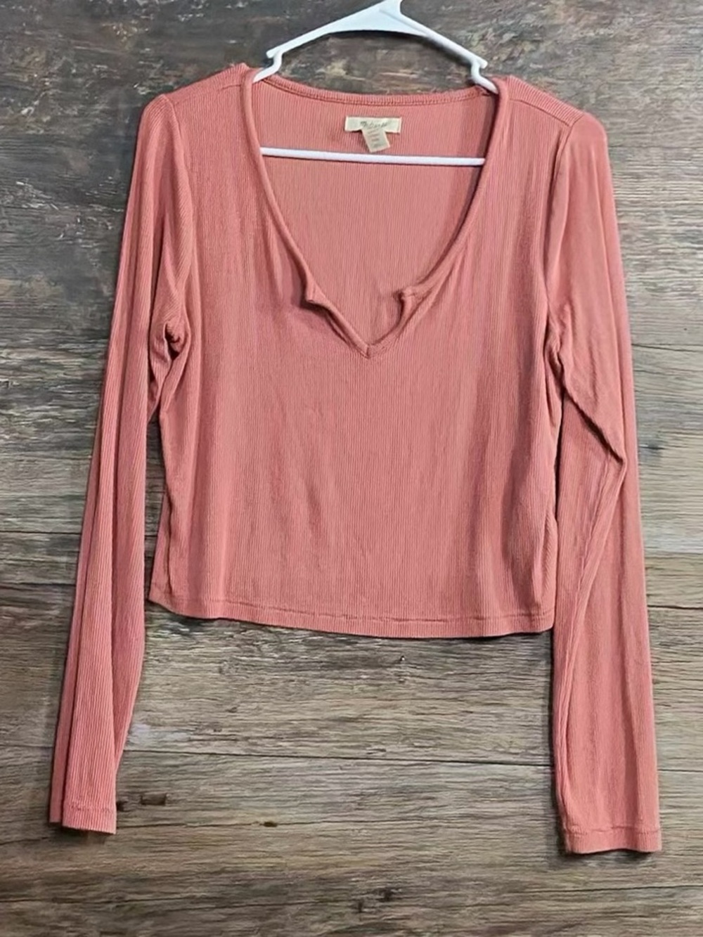 Madewell Ribbed Long-Sleeve V-Neck Crop Top in Terracotta